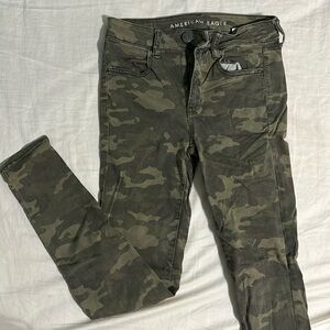 American Eagle Camo jeans, stretchy, worn but in good condition. US size 4